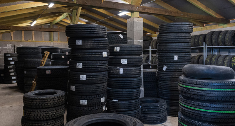 gumiszerviz-futozas.eu, Személy- és tehergépjármű gumiabroncs értékesítés, gumiabroncs, abroncs, gumi, futózás, szerelés, defekt, gumi javítás